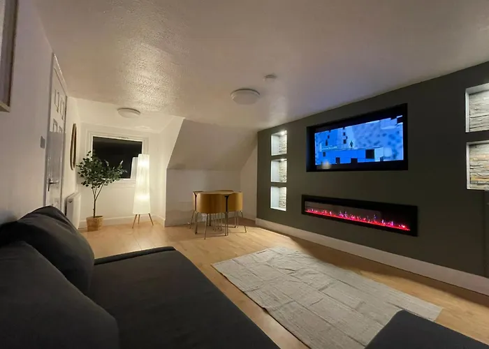 Largs 2 Bedroom Apartment