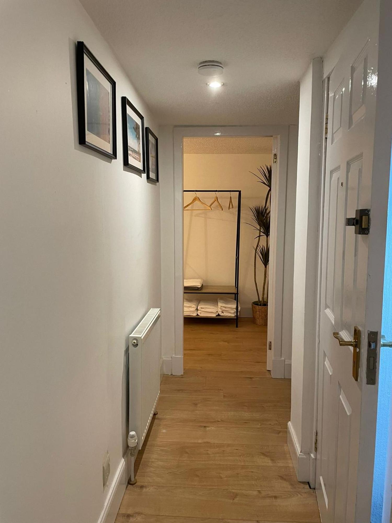 2 Bedroom Apartment Largs