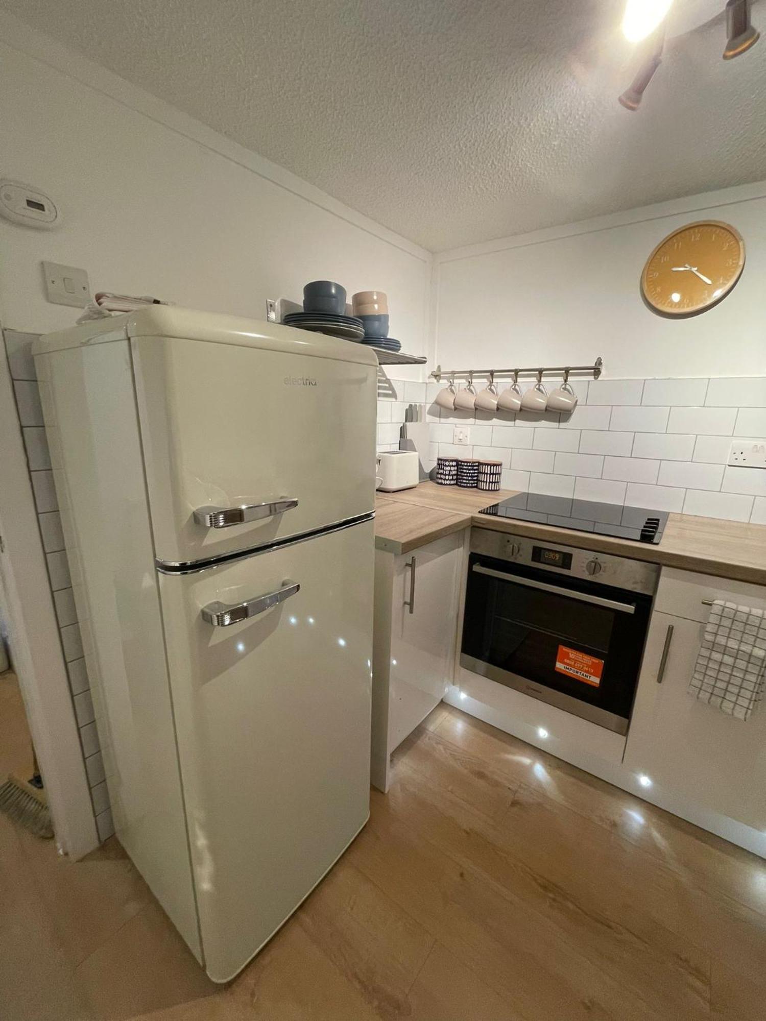 2 Bedroom