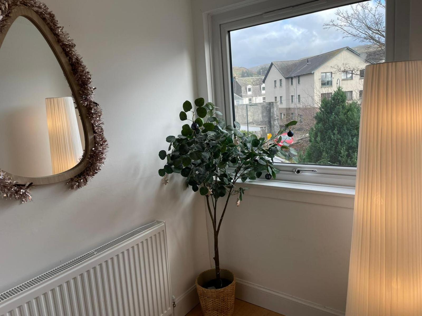 2 Bedroom Apartment *